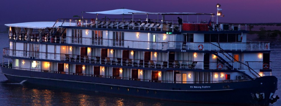 <p class='txt1'>Top Luxury Mekong River Cruises</p><p class='txt2'>100% Best Prices</p><p class='txt3'>Chat With Local Experts Now!</p>
